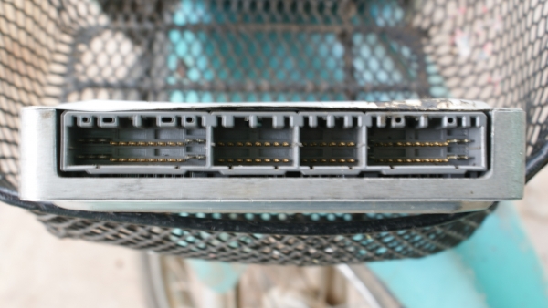 ขายกล่องECU 1 JZ-GE 1000 ถ้วนครับ