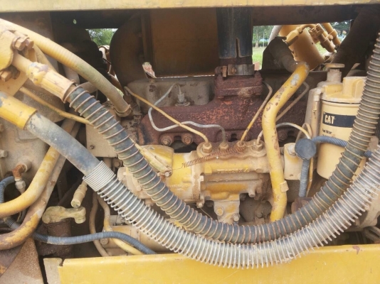 ขายด่วน!! รถแทรกเตอร์ CAT D4D สภาพสวยพร้อมใช้งานค่ะ