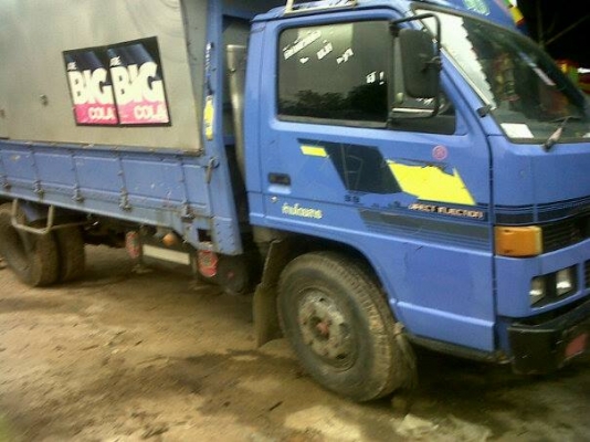 ขายรถหกล้อ