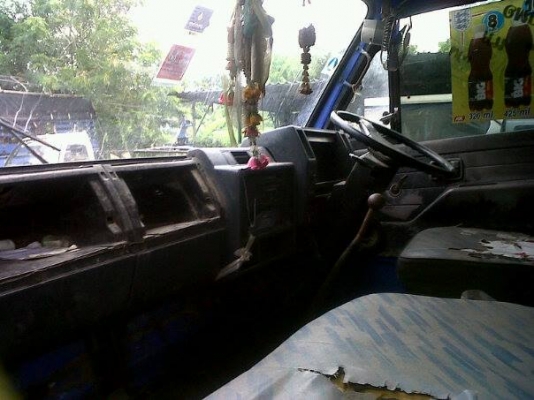 ขายรถหกล้อ