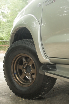 ขาย ยาง BF USA. 265/75/16 ปี 11 พร้อมTE37x สภาพสวย ดอกเต็ม 4เส้น