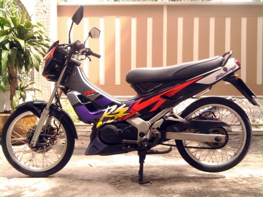 ขออนุญาติขาย Honda Dash 125 cc. ตาเพชรหล่อๆ มือเดียว