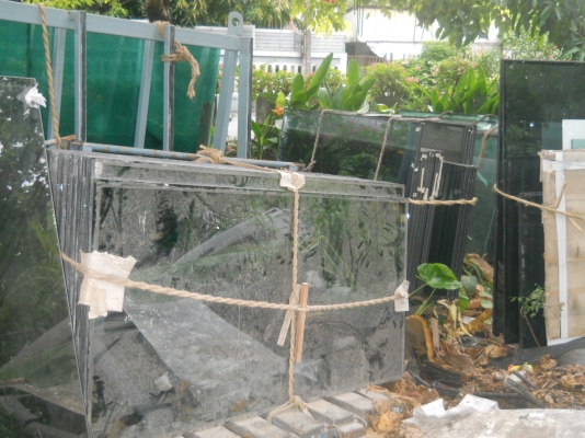 ขายกระจกแผ่นเกรด A อย่างดีครับ