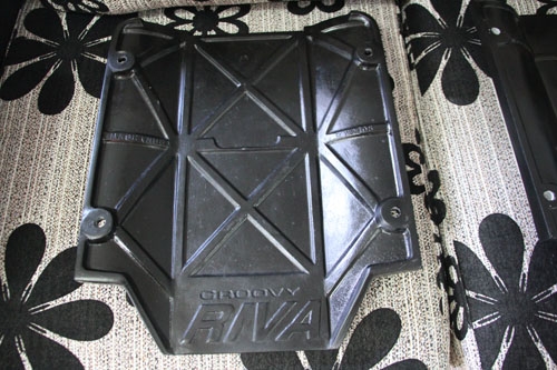 ขาย เพลทแต่ง RIVA ใส่บัสเตอร์ 1 และ เพลท TBM ใส่ เรือยืนคาวา 800-750