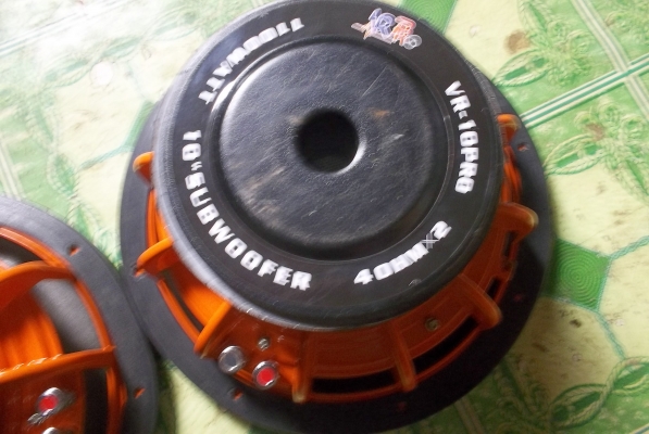 ขายถูกลำโพงซับ10นิ้วโมโครงหล่อว้อยคู้แม่ใหญ่เหล็ก2ก้อนหน้าดอกแขงใช้ได้ดีเพิงถอดพอดีลงไหม่เลยขายต่อ