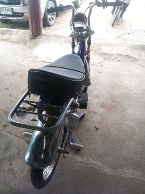 ชาลีโครยืน