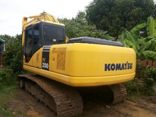 ขายด่วน!!!KOMATSU PC200-7 ไมล์ 6000ชม. สภาพสวยพร้อมใช้งานค่ะ