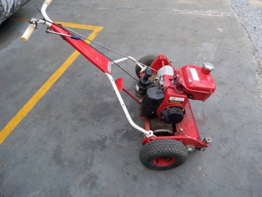 รถตัดหญ้า (ตัดกรีน) เครื่อง ROBIN LM 26 G