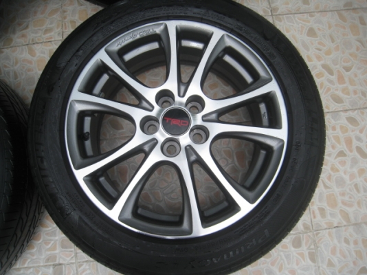 ขายล้อแม็ก Altis TRD 16"x6.5" et39 5รู100 ล้อทำสีมาใหม่ครับ+ ยางปี12,2เส้นและปี13,2เส้นครับ  สนใจติดต่อเล็กคลองสามครับ (081-3747940)