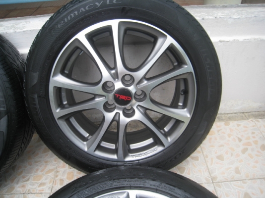 ขายล้อแม็ก Altis TRD 16"x6.5" et39 5รู100 ล้อทำสีมาใหม่ครับ+ ยางปี12,2เส้นและปี13,2เส้นครับ  สนใจติดต่อเล็กคลองสามครับ (081-3747940)