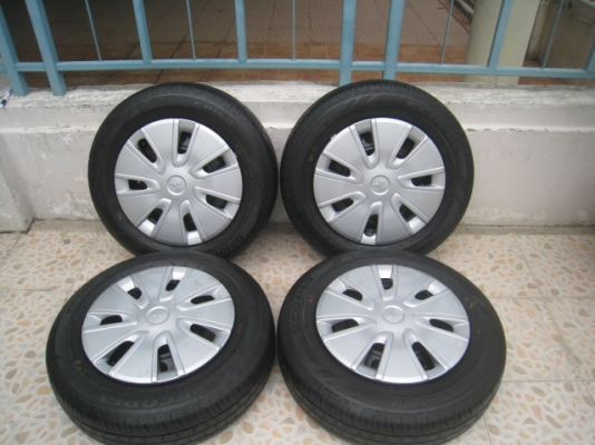 ขายกะทะล้อ Mitsubishi attrage ป้ายแดง ขอบ14 4รู100 +ยางปี13 สนใจติดต่อเล็กคลองสามครับ (081-3747940)