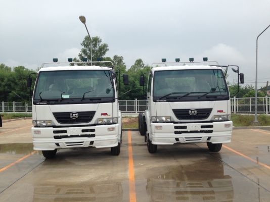 ขายรถ 10ล้อ UD Truck 6x4 รุ่น CMW273MHNB 330แรง