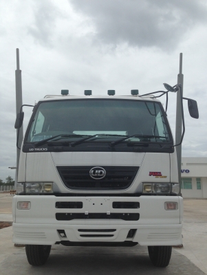 ขายรถ 10ล้อ UD Truck 6x4 รุ่น CMW273MHNB 330แรง