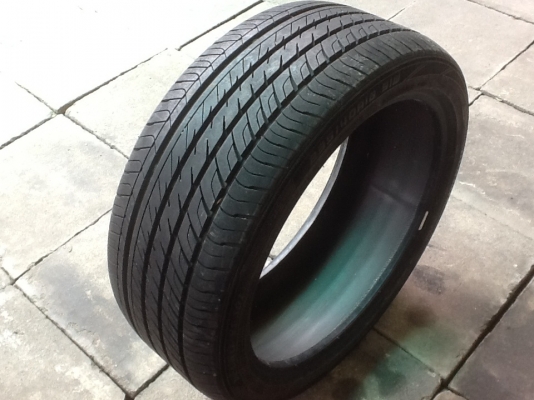 เส้นเดียว"DUNLOP-VEURO-V-302 สภาพสวย235/40/18