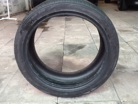 เส้นเดียว"DUNLOP-VEURO-V-302 สภาพสวย235/40/18