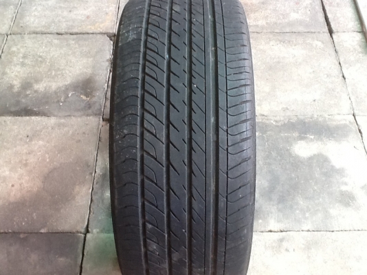 เส้นเดียว"DUNLOP-VEURO-V-302 สภาพสวย235/40/18