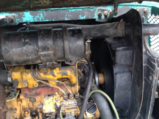 ขาย comatsu pc30 -7  เครื่อง เอว แน่น ทํางานเร็ว มีvdoครับ