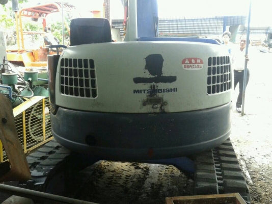 ขายแบ็คโฮเล็ก MITSUBISHI 55UU