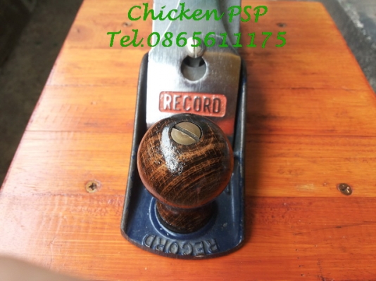 กบเหล็ก RECORD No.4 Made in England ขนาด 9 นิ้วเศษ สภาพสวยเดิม ๆ กบเหล็ก RECORD No.4 Made in England ขนาด 9 นิ้วเศษ สภาพสวยเดิม ๆ