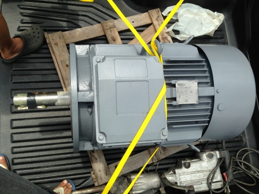 ขายมอเตอร์ Brook 50 HP. 1450 RPM. 380 V หน้าแปลน สภาพสวยพร้อมใช้งาน