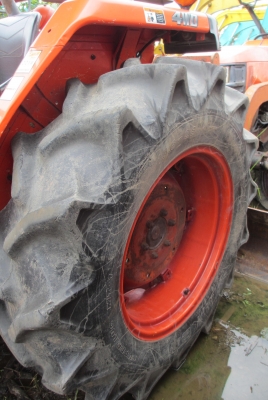 มาแล้ว KUBOTA L4508    ตามสภาพพร้อมใบมีดดันดินหน้า และโรตารี ตราช้าง