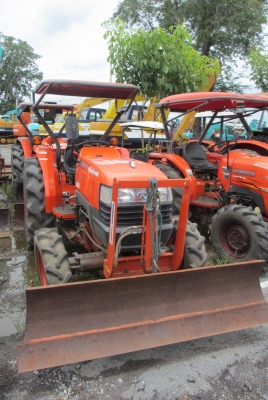 มาแล้ว KUBOTA L4508    ตามสภาพพร้อมใบมีดดันดินหน้า และโรตารี ตราช้าง