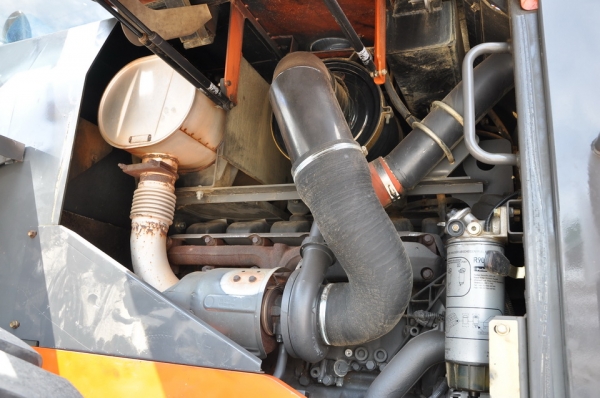 HITACHI  ZW 310  SN  00278