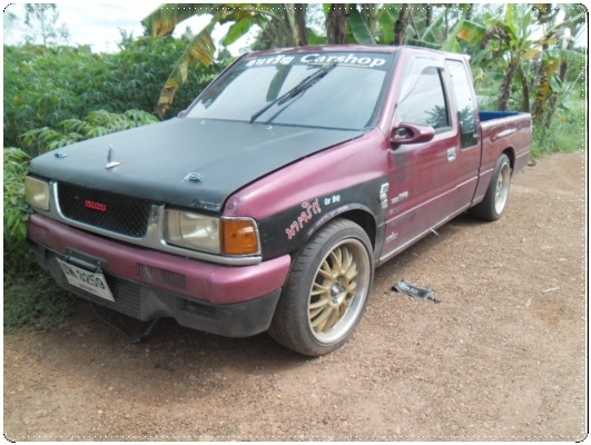 อีซูซุ ไม่มีเครื่อง ไม่มีเกียร์ สภาพดีครัชซีสวย