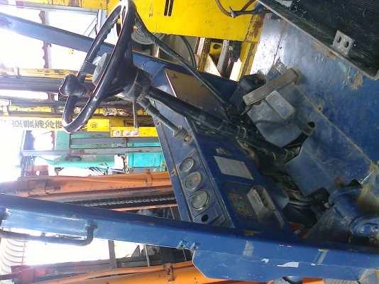 ขายรถยกไฟฟ้าtoyota รุ่น 4fb2.5นั้งขับ 4ล้อ