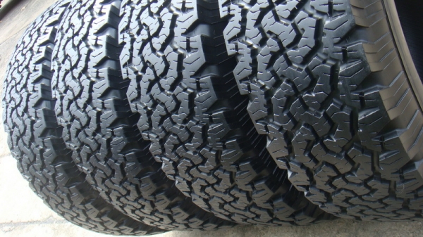 ขายยาง BF Goodrich Allterrain 285 75 r16 ดอก11มิล