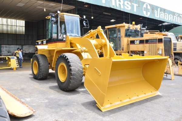CATERPILLAR  938 F  SN  2RM00318