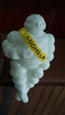 ตุ๊กตามิชลิน ขนาดไซร์ตัวเล็กและใหญ่ มีอุปกรณ์ติดตั้งครบ ตุ๊กตามิชลิน ขนาดไซร์ตัวเล็กและใหญ่ มีอุปกรณ์ติดตั้งครบ