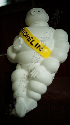 ตุ๊กตามิชลิน ขนาดไซร์ตัวเล็กและใหญ่ มีอุปกรณ์ติดตั้งครบ ตุ๊กตามิชลิน ขนาดไซร์ตัวเล็กและใหญ่ มีอุปกรณ์ติดตั้งครบ