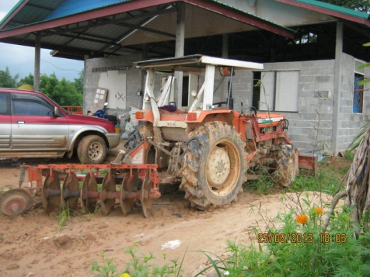 ขายคูโบต้า 32แรง พร้อมอุปกรณ์ 170,000 บาท