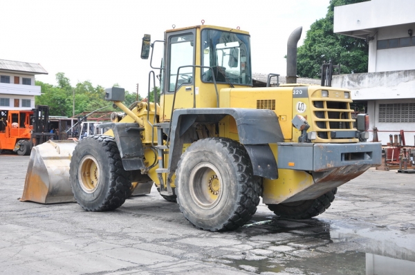 KOMATSU  WA 320-3H  SN  H20171