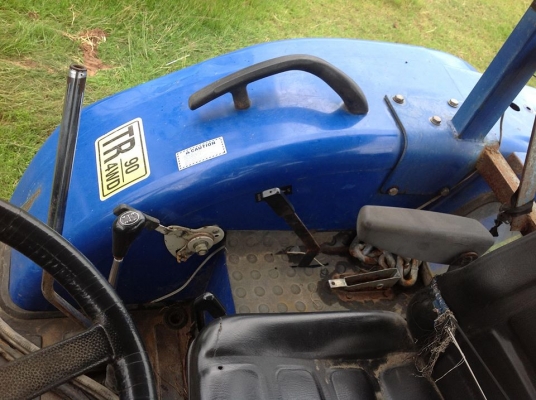 ด่วนเลยครับ ต้องการขาย รถไถใหญ่ ทะเลทอง TR 90 ด่วนเลยครับ ต้องการขาย รถไถใหญ่ ทะเลทอง TR 90