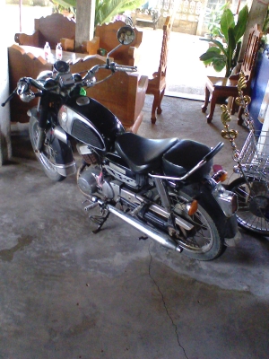 ขาย Suzuki k125 ราคา 21000 ทะเบียนเต็มพร้อมโอน ทะเบียนหมด มค. 57