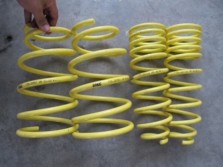 ขายสปริงโหลด APEX  อัลติส ตัวใหม่ตัวเก่าใส่ได้หมด มีแต่คู่หลัง