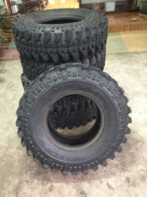 ขายยางตะขาบ 35 x11.5 -16 ตามสภาพ