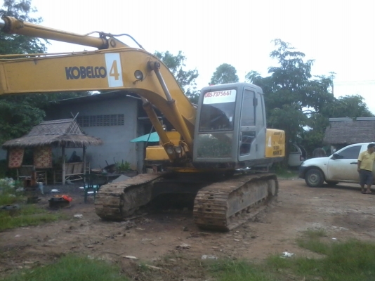 รถแบกโฮ โกเบโก้ 200-3