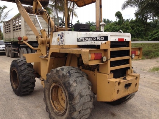 รถตัก KOMATSU 507  สนใจติดต่อ 081 - 6079515