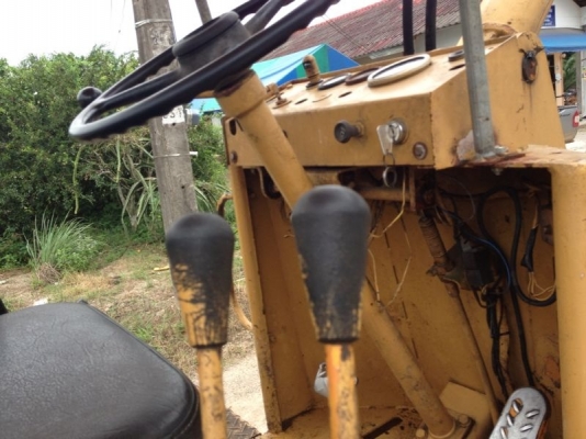 รถตัก KOMATSU 507  สนใจติดต่อ 081 - 6079515