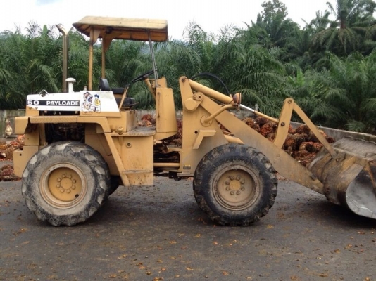 รถตัก KOMATSU 507  สนใจติดต่อ 081 - 6079515