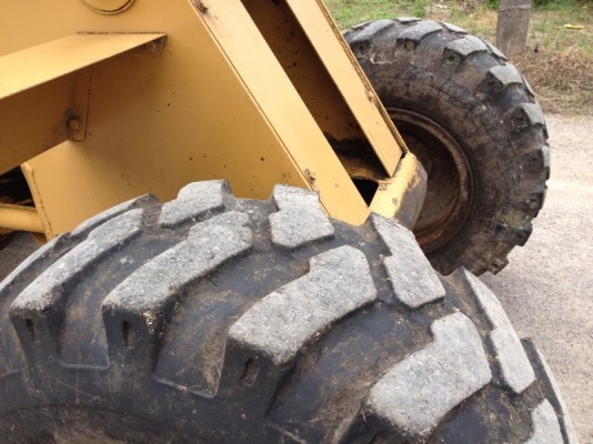 รถตัก KOMATSU 507  สนใจติดต่อ 081 - 6079515