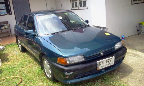 มาสด้า323 เครื่อง1.6 ออโต้ รถเดิม ๆขับดีวิ่งไกล