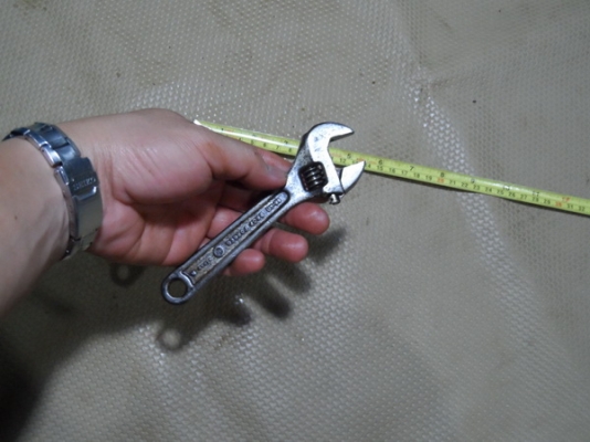 ประแจเลื่อนStorng  ขนาด6นิ้ว  จิ๋วๆๆๆๆๆๆๆ^_^