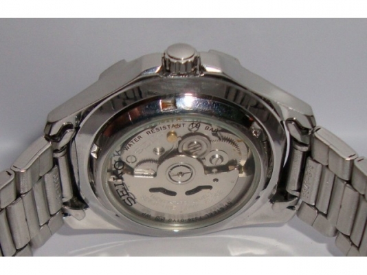 นาฬิกา SEIKO 5 Sports 100 M. Automatic
