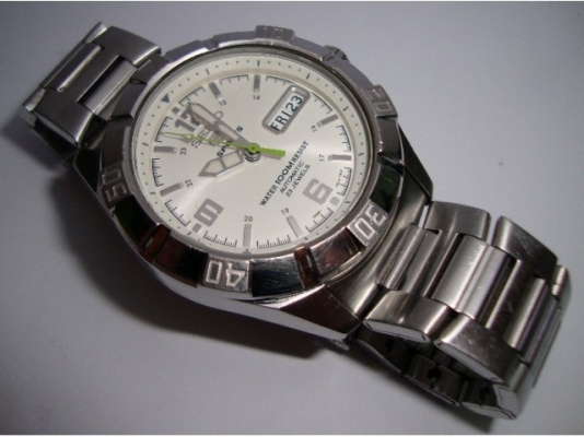นาฬิกา SEIKO 5 Sports 100 M. Automatic