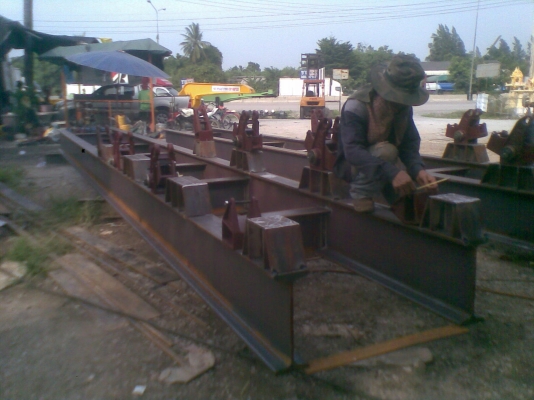 หางก้างปลา2เพลาใหม่ๆๆคัสซี450****200ยาว12เมตรlสั่งต่อได้เลยครับ