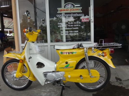 ขายc70 สีเหลืองมุกเครื่องเดิม มีทะเบียน เอกสารชุดโอน(ร้านโบราณคลาสิค)โทร0904047374